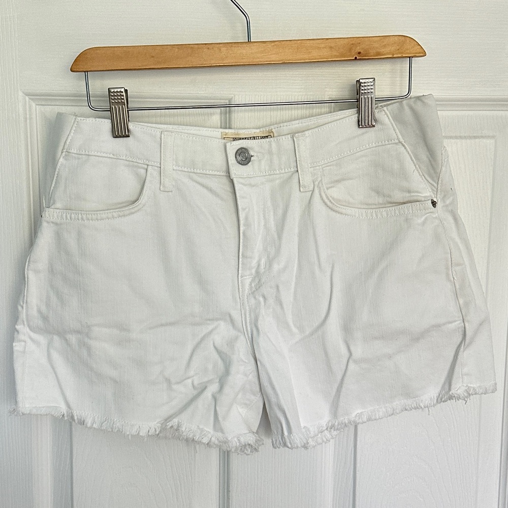 Current/Elliott The New Maternity Sugar White Denim shorts, size 25
